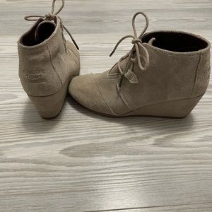 TOMS Kala booties